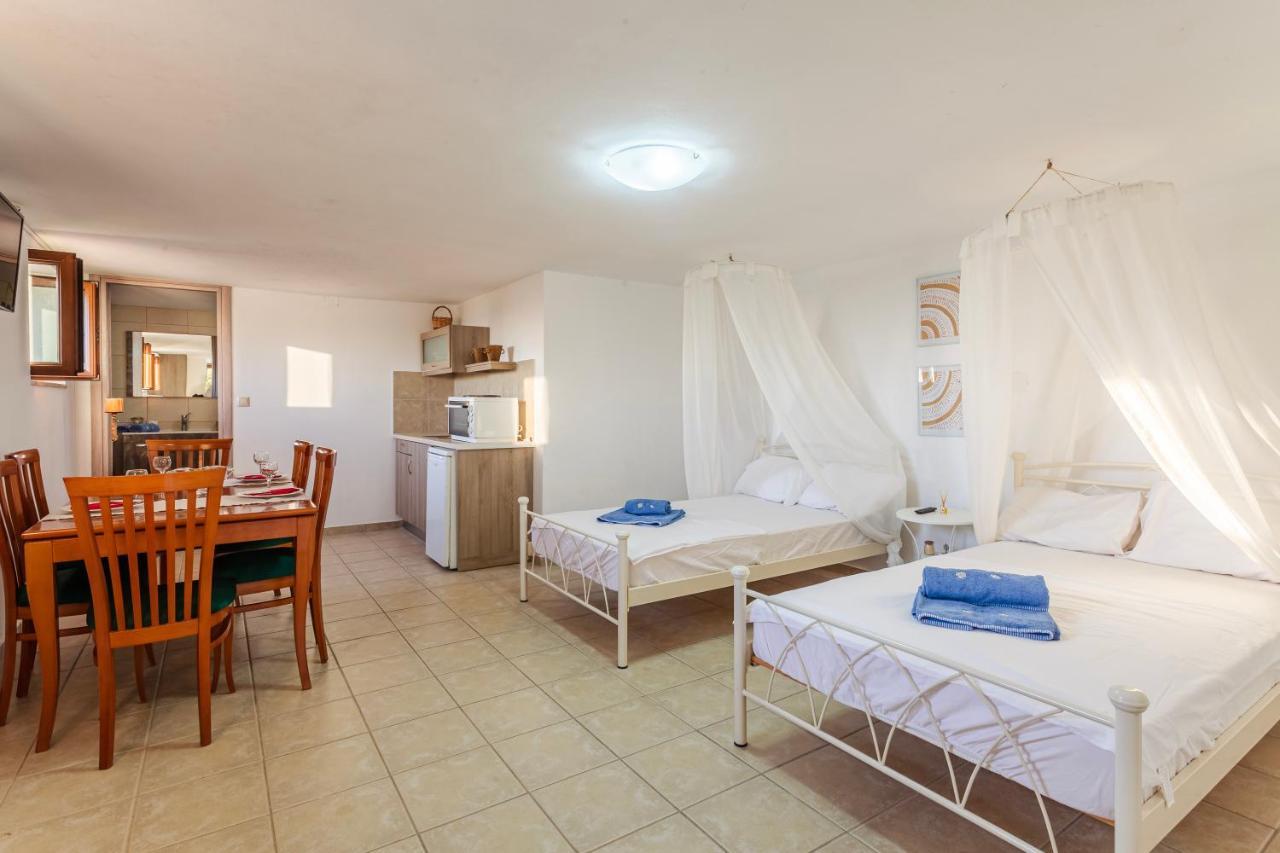 Mani Summer Escape - Spacious Home, Fully Equipped Lévktron Exterior foto